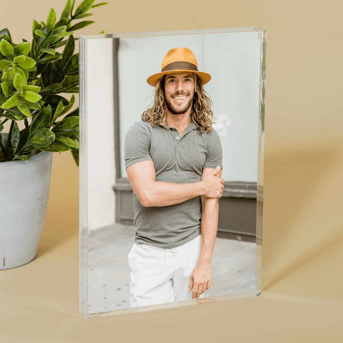 Fotografia mężczyzny - Druk na szkle, spersonalizowany prezent dla niego - Adamell.pl