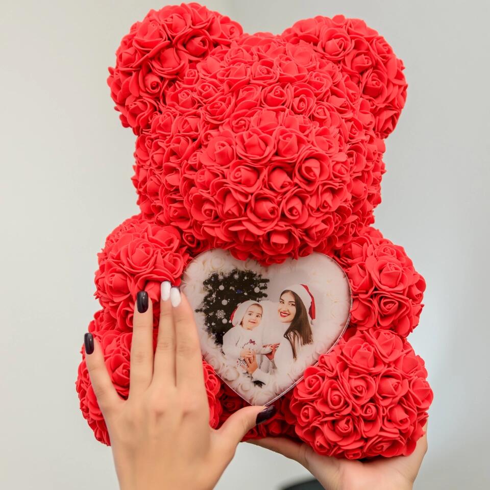 Czerwony Miś z róż z personalizowanym nadrukiem na szkle Twojego zdjęcia