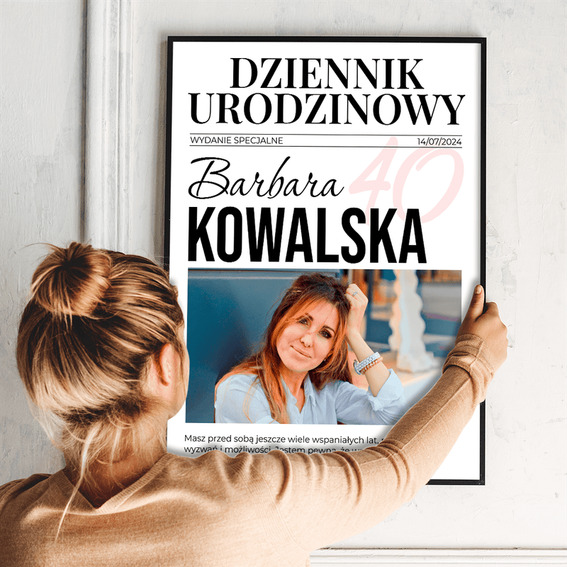 Dziennik urodzinowy - plakat, spersonalizowany prezent dla kobiety - Adamell.pl