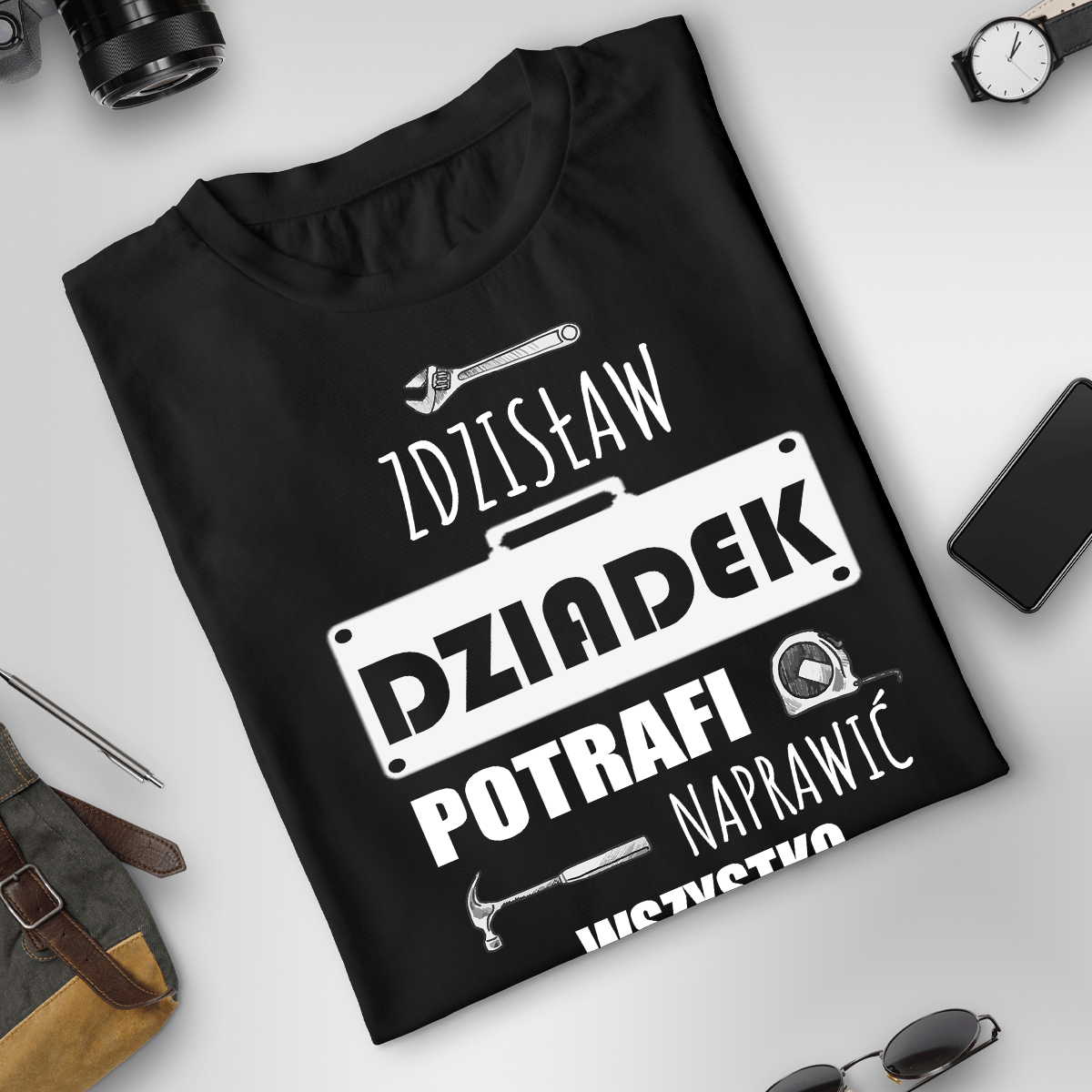 Koszulka męska z nadrukiem NAPRAWI WSZYSTKO - spersonalizowany prezent dla dziadka - Adamell.pl