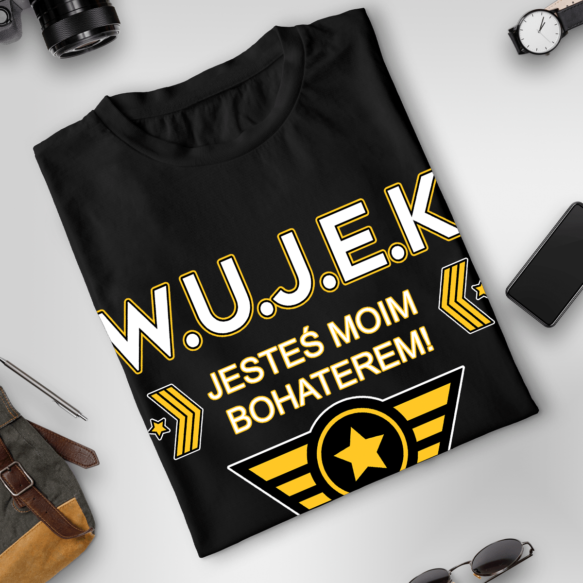 Koszulka męska z nadrukiem W.U.J.E.K. - spersonalizowany prezent dla wujka - Adamell.pl