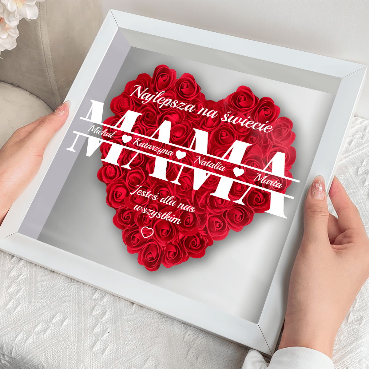 Mama najlepsza na świecie - Druk na szkle w ramce + serce z róż, spersonalizowany prezent dla mamy - Adamell.pl
