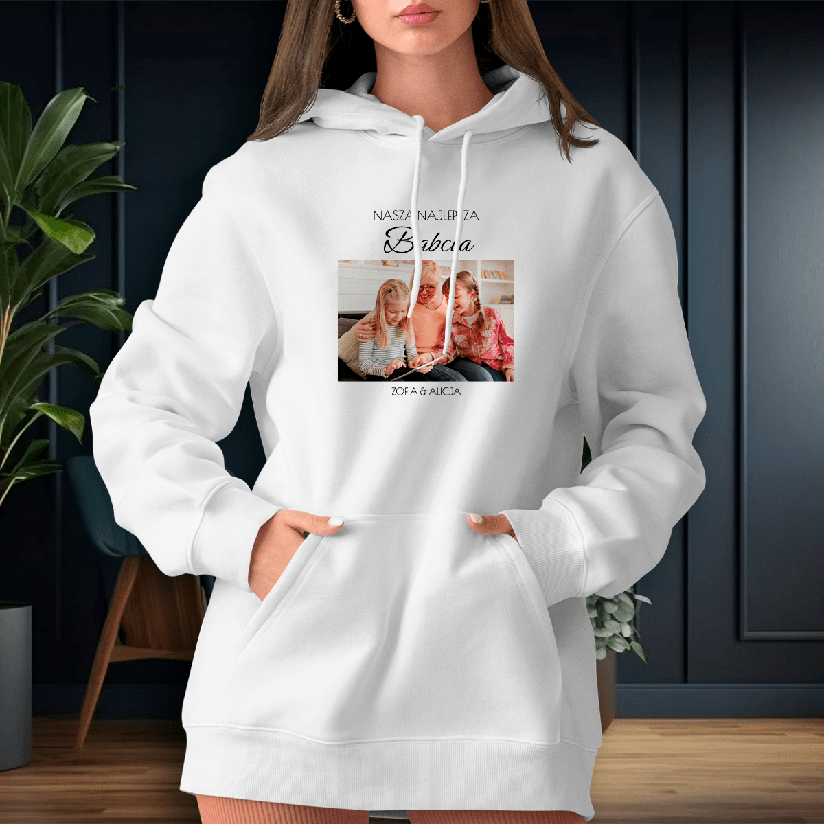 Personalizowana bluza damska z własnym nadrukiem NASZA BABCIA - prezent dla babci - Adamell.pl