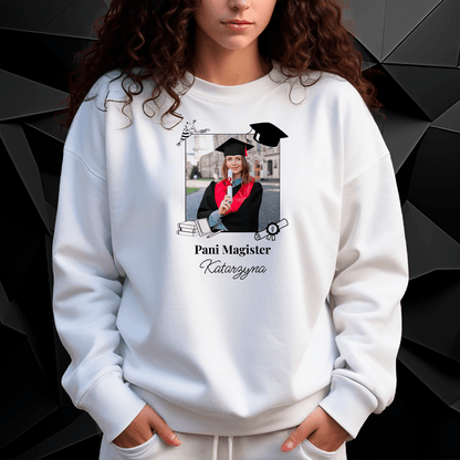 Personalizowana bluza damska z własnym nadrukiem PANI MAGISTER - prezent dla niej - Adamell.pl