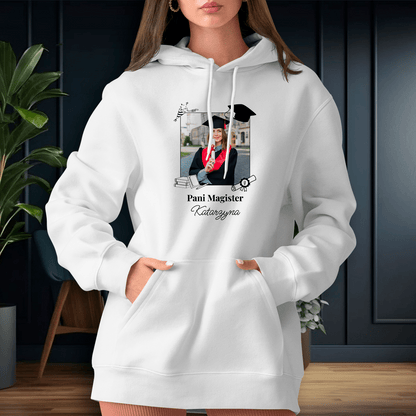 Personalizowana bluza damska z własnym nadrukiem PANI MAGISTER - prezent dla niej - Adamell.pl