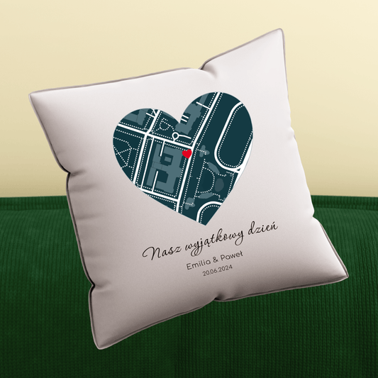 Poduszka z własnym nadrukiem NASZ DZIEŃ - spersonalizowany prezent dla pary - Adamell.pl