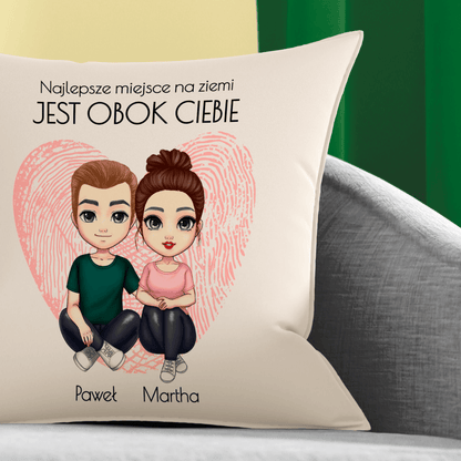 Poduszka z własnym nadrukiem OBOK CIEBIE - spersonalizowany prezent dla pary - Adamell.pl