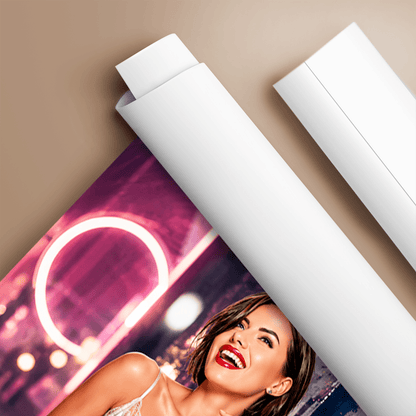 Portret z kolorowym tłem - plakat, spersonalizowany prezent dla niej - Adamell.pl