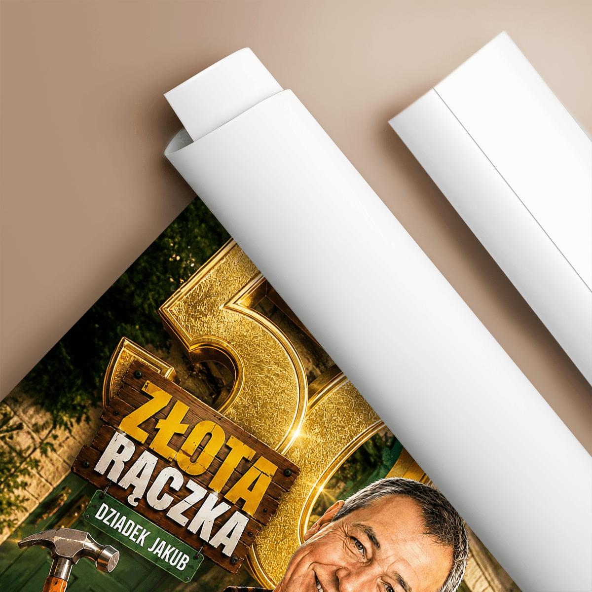Portret ze zdjęcia na plakacie Złota Rączka prezent dla dziadka - Adamell.pl
