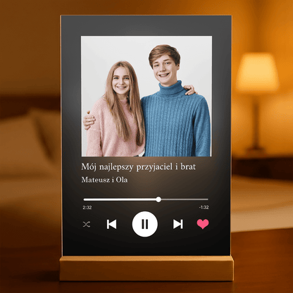 Prezent dla brata Spotify - magiczny druk na szkle akrylowym, personalizowany prezent - Adamell.pl