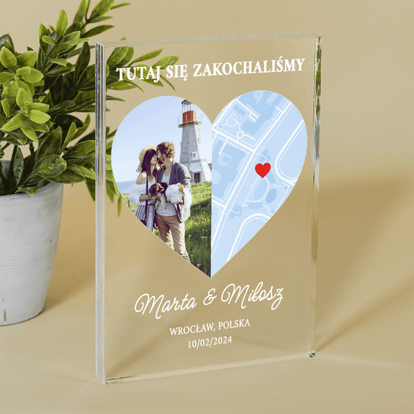 Tutaj się zakochaliśmy - Druk na szkle, spersonalizowany prezent dla pary - Adamell.pl