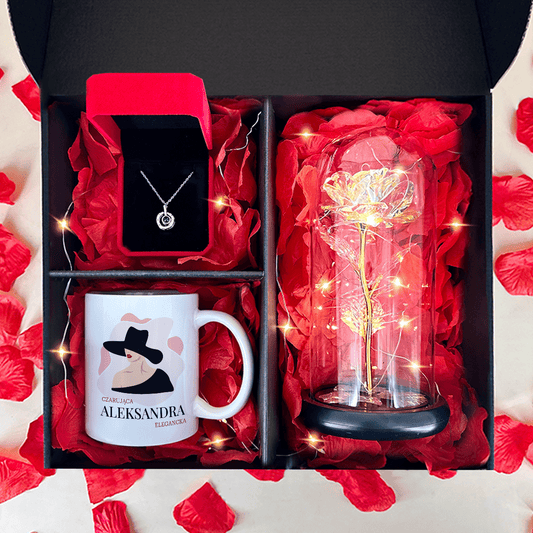 Wieczna róża + kubek z nadrukiem CZARUJĄCA + wisiorek box 3 w 1 - zestaw prezentowy, spersonalizowany prezent dla niej - Adamell.pl