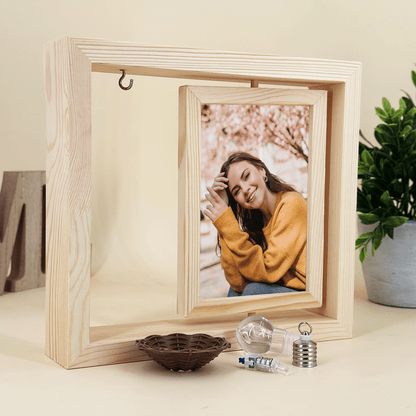 Fotografia kobiety - Druk na szkle w drewnianej ramce + led, spersonalizowany prezent dla kobiety - Adamell.pl