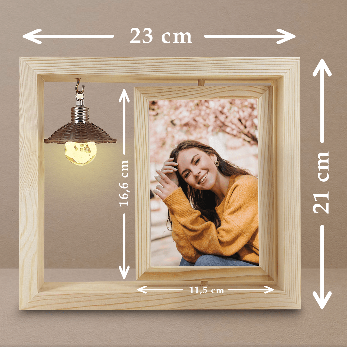 Fotografia kobiety - Druk na szkle w drewnianej ramce + led, spersonalizowany prezent dla kobiety - Adamell.pl