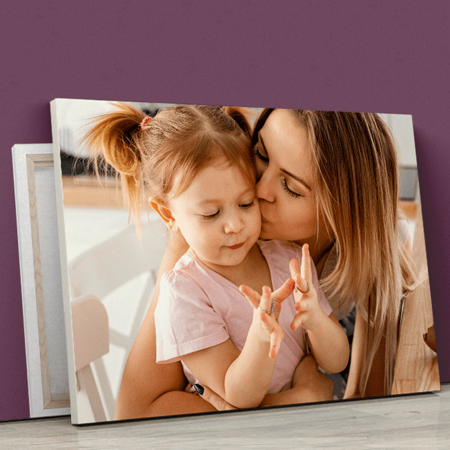 Fotoportret mamy i córki - druk na płótnie, spersonalizowany prezent - Adamell.pl