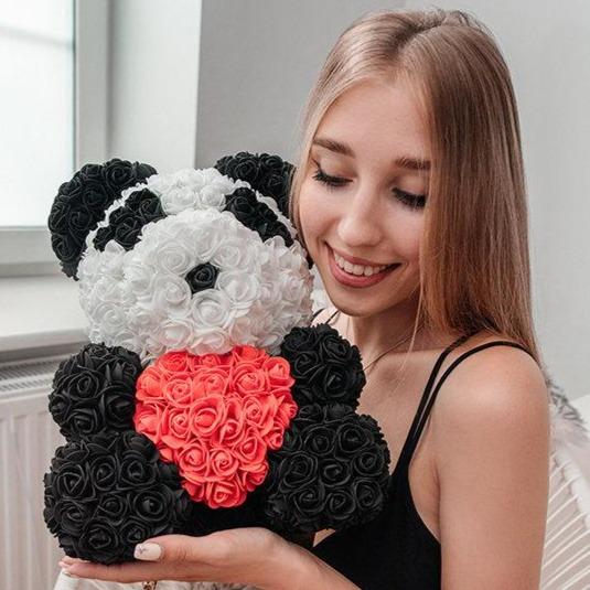 Miś z róż | Panda z sercem 40cm, Nietypowy prezent dla dziadków, prababci, emerytki, dla 70 latka, na emeryturę, na 60, 65, 70 urodziny - Adamell.pl - Wyjątkowe Prezenty