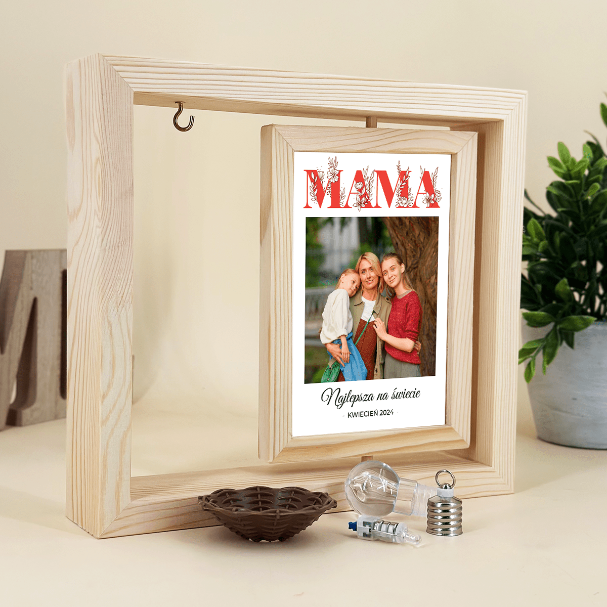 Moja mama - Druk na szkle w drewnianej ramce + led, spersonalizowany prezent dla mamy - Adamell.pl