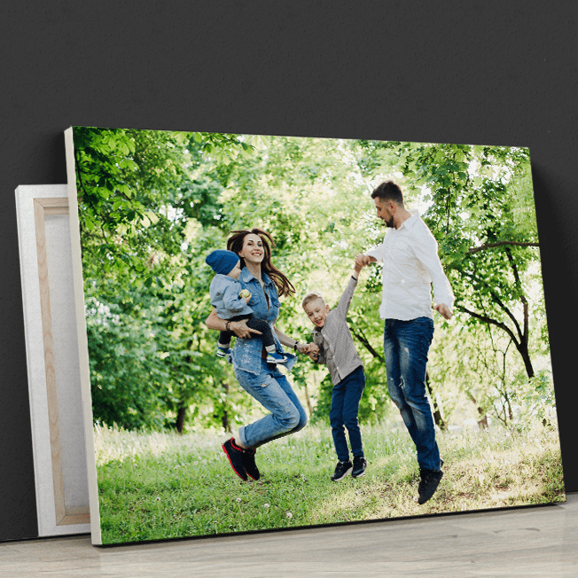 Rodzinny spacer fotoobraz - druk na płótnie, spersonalizowany prezent - Adamell.pl