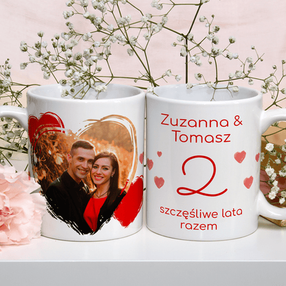Szczęśliwe lata razem - 1x Kubek z nadrukiem, spersonalizowany prezent dla pary - Adamell.pl