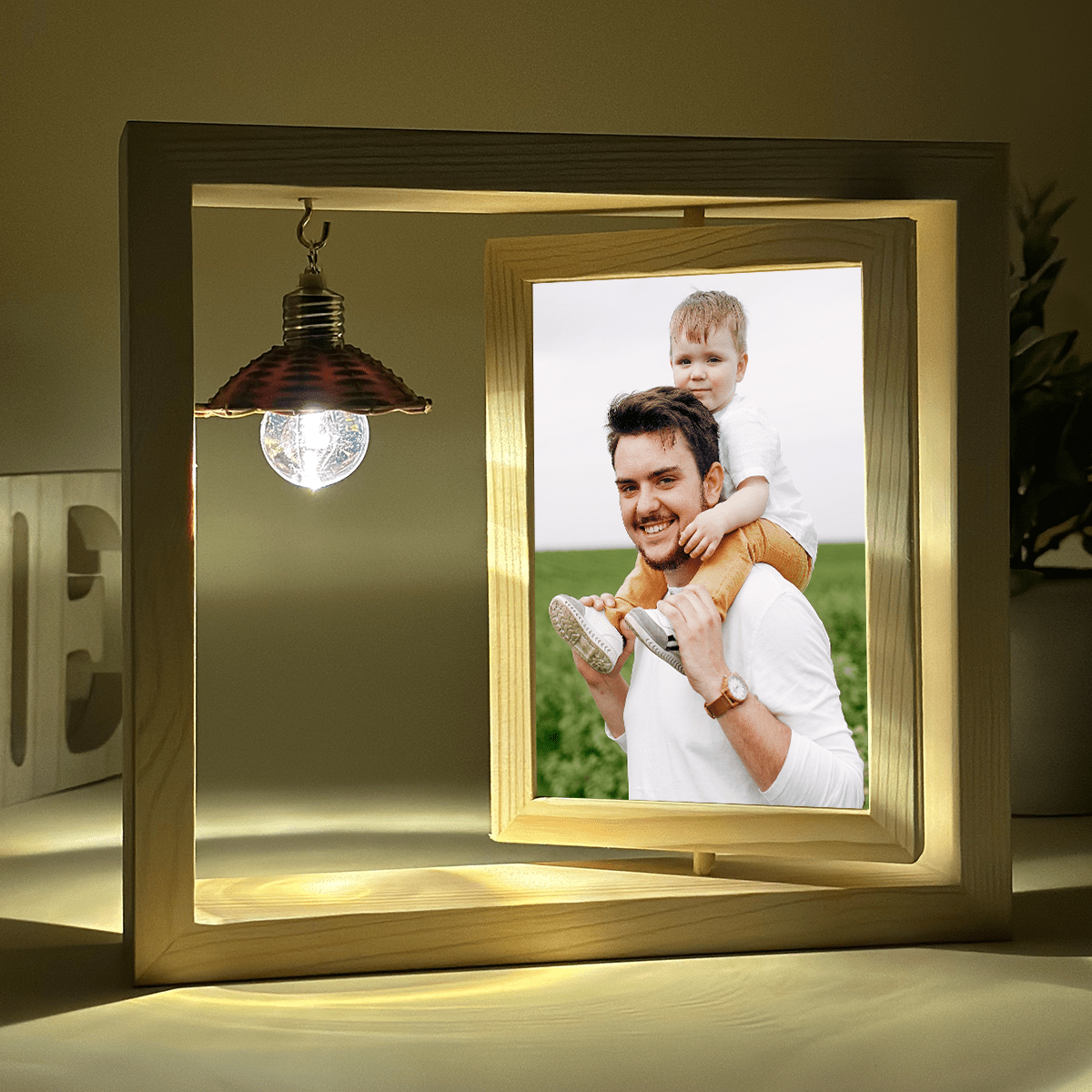 Tata i dziecko - Druk na szkle w drewnianej ramce + led, spersonalizowany prezent dla taty - Adamell.pl