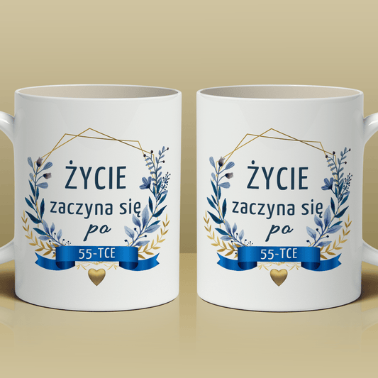 Życie zaczyna się po 55 - 1x Kubek z nadrukiem, spersonalizowany prezent - Adamell.pl